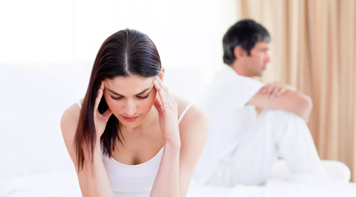 Adela vă sfătuiește în sex și iubire. ”Îmi doresc cu disperare un copil, dar el spune că nu vrea ca fiul/fiica lui să aibă 20 de ani când el va avea peste 70”