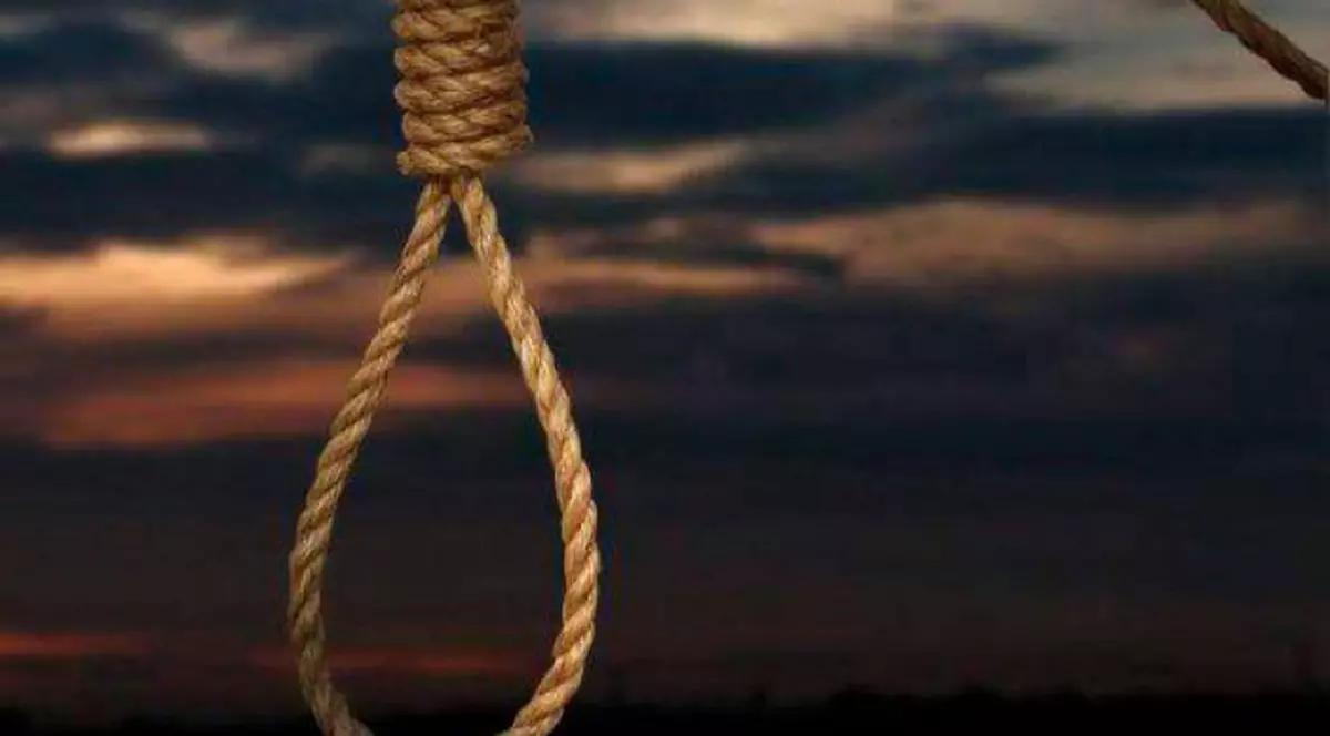 O femeie s-a spânzurat la spitalul din Satu Mare. Medicii n-au mai putut s-o salveze