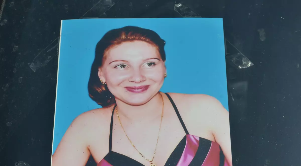 Vânzătoarea ucisă în Constanța, condusă pe ultimul drum | FOTO