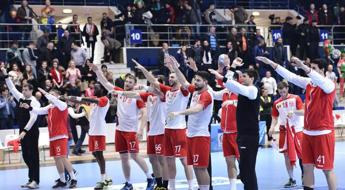 Dinamo, victorie cu CSM Bucureşti, în primul meci al finalei Ligii Naţionale de handbal masculin