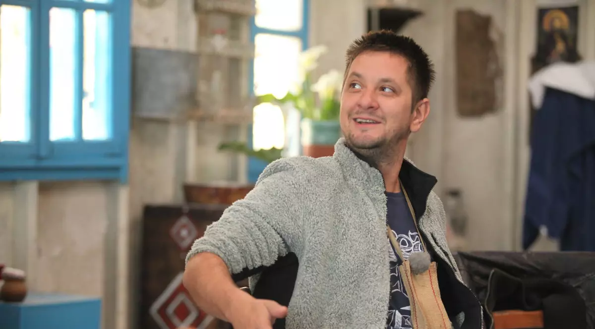 Toți au zis că divorțează, însă ei sunt mai fericiți ca niciodată. Strunilă și-a scos soția la petrecere. Cât de bine arată Oana