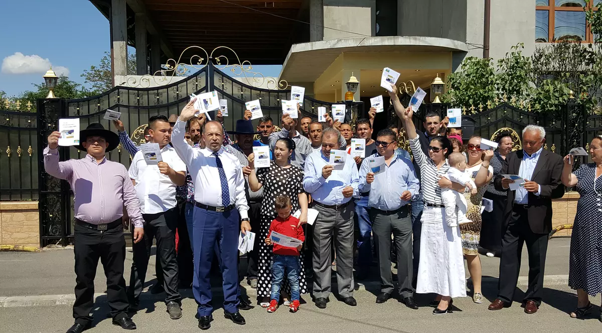 Ghid pentru alegeri în limba romani | FOTO