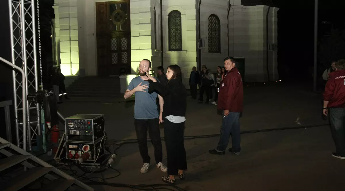 Dana Rogoz, spectacol în cimitir. "A fost neașteptat"