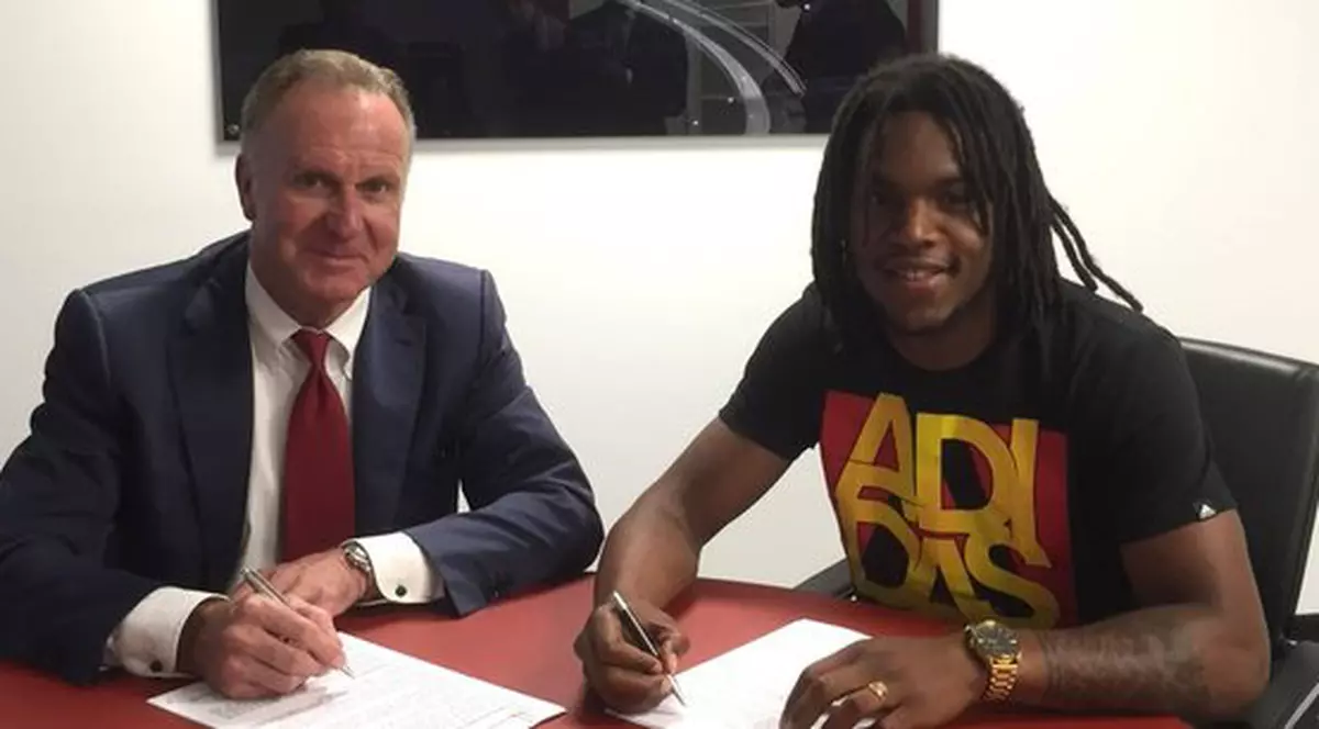 Bayern Munchen a făcut primele achiziții de marcă pentru Carlo Ancelotti