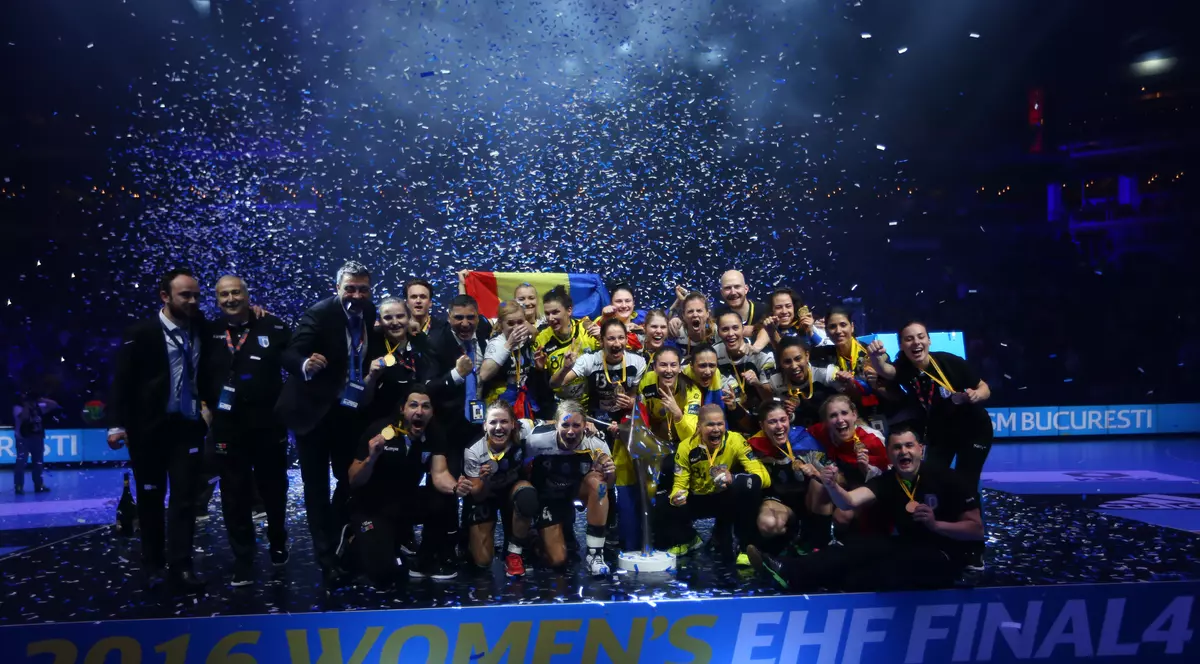 CSMinunat! Bucuria fetelor de la CSM București în imagini inegalabile | GALERIE FOTO&VIDEO