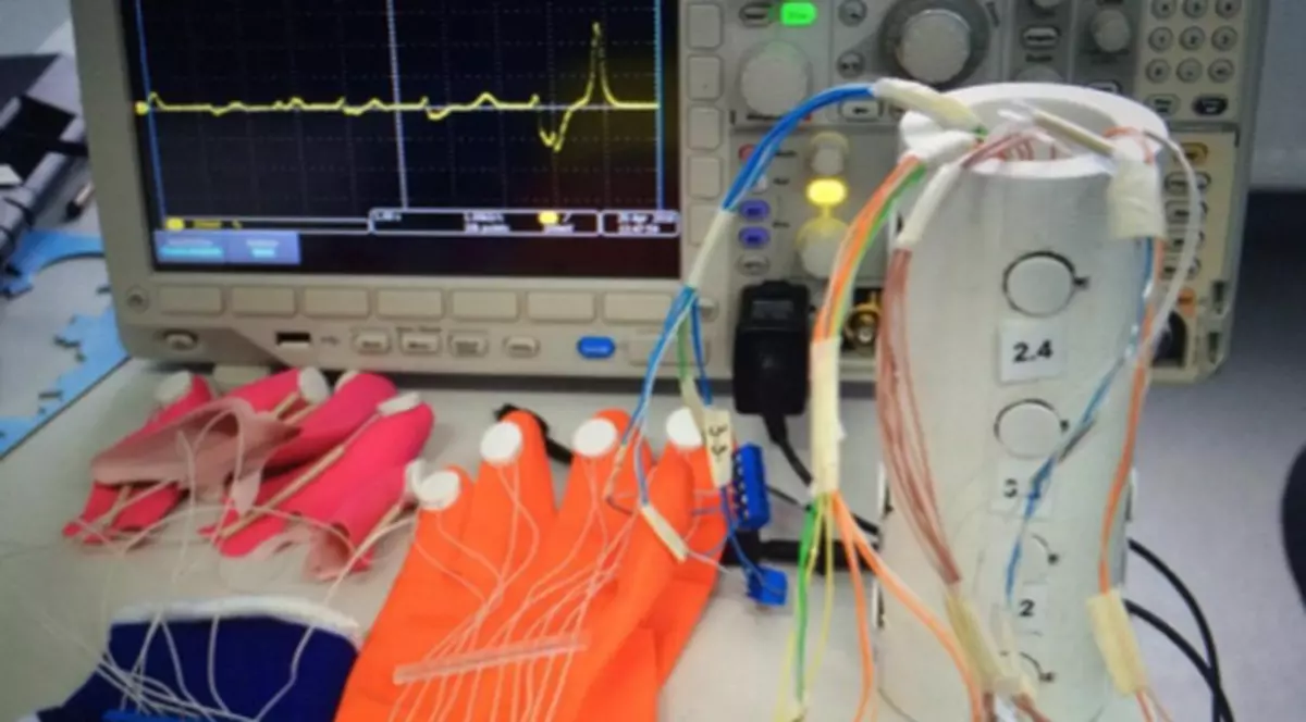 Micii români geniali: au inventat bacteria magnetică și cresc siguranța la volan