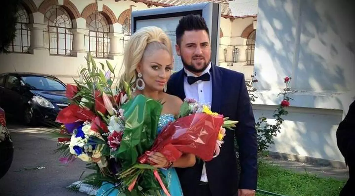 EXCLUSIV / Nu i-a ieșit combinația! Sânziana Buruiană nevoită să plătească artiștii la botezul fiicei sale!