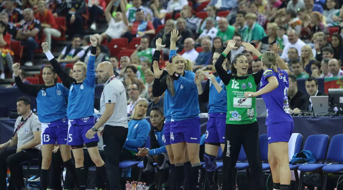 Handbal feminin, Final Four: Suntem finalişti! CSM București a învins Vardar și va juca pentru trofeul Champions League, cu Gyor / GALERIE FOTO