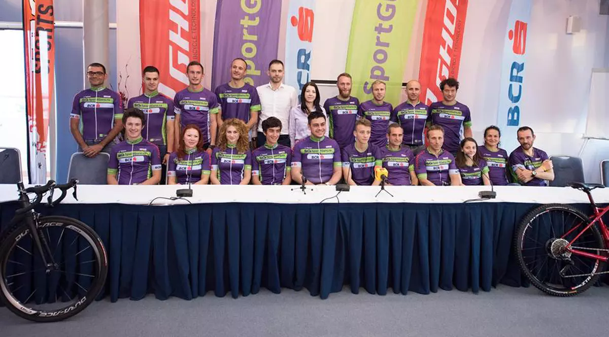 SportGuru - BCR Racing Team s-a lansat oficial! Vedetele sunt Marius Ionescu și Alexandru Ciocan / GALERIE FOTO