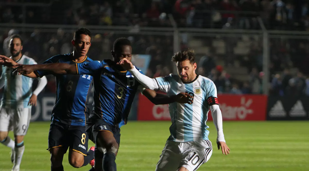 Fotbal internațional. Lionel Messi s-a accidentat într-un meci amical al Argentinei