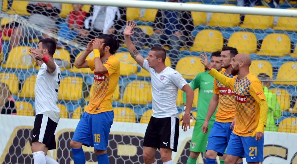 Liga 1, play-out, etapa a 13-a. Petrolul - Chiajna 0-1. Golul lui Odibe i-a salvat pe ilfoveni de la retrogradare. Prahovenii, în ”B”