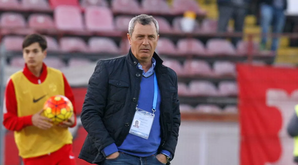 Rednic ar mai rămâne la Dinamo, dar are un ”cui” împotriva lui Negoiță: ”Asta m-a deranjat”