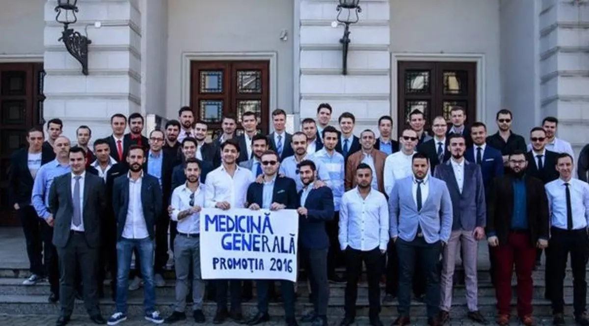 Studenţii arabi de la Facultatea de Medicină din Arad, scanaţi cu detectoare de metal de teama unor atentate teroriste