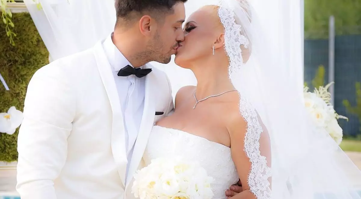 La un an de la nuntă, Anda Adam a făcut anunțul. Fanii au felicitat-o imediat