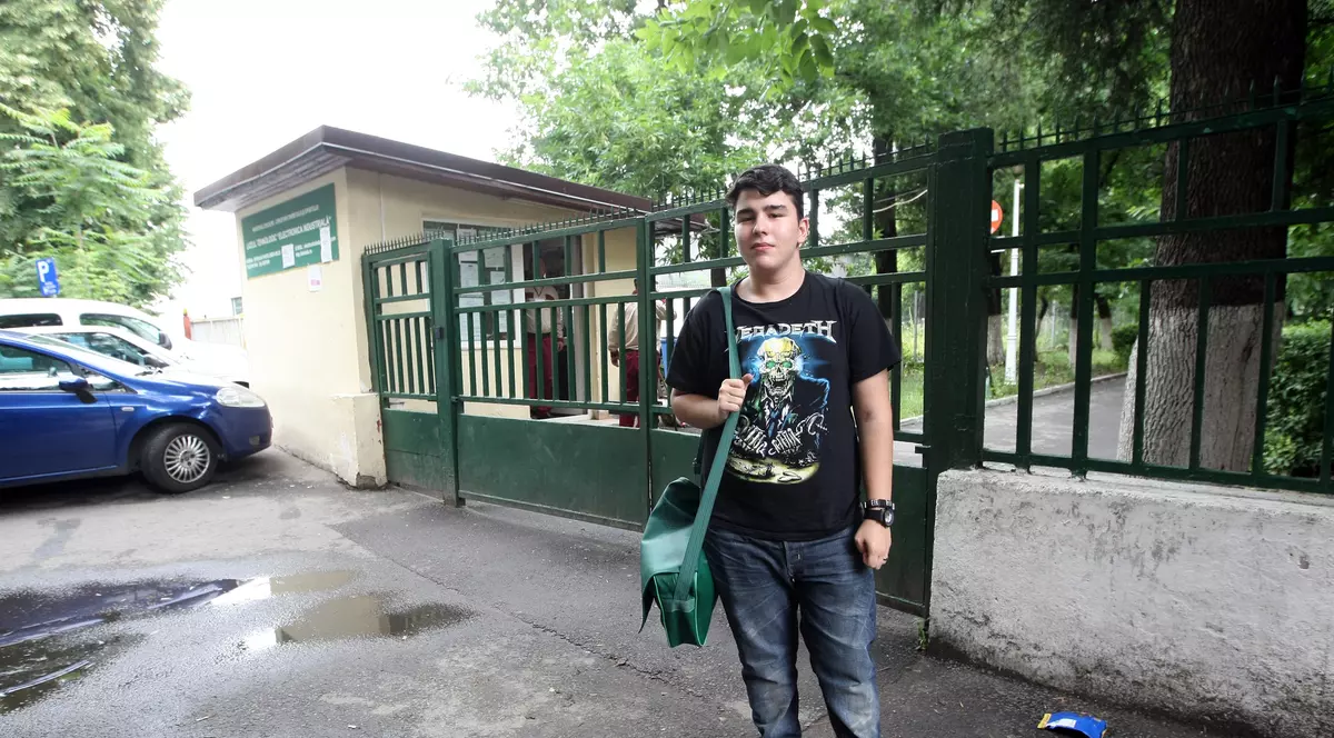 Debut cu dreptul la BAC | ”Nu se poate pica! Subiectele sunt foarte ușoare”