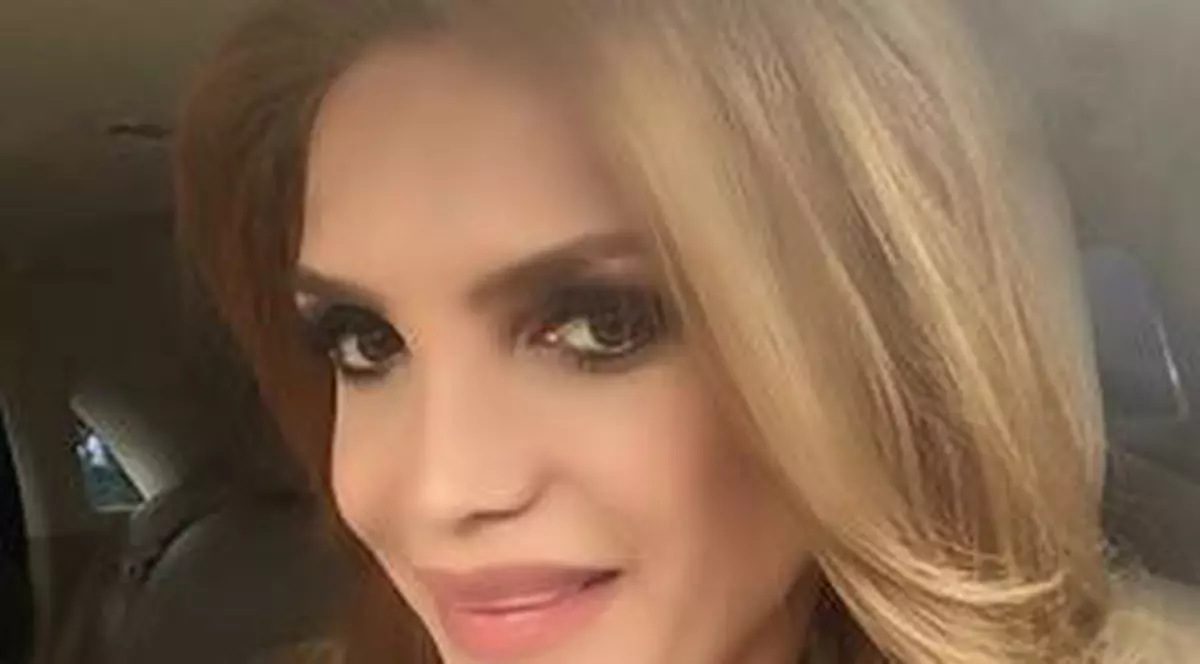 Cristina Spătar se relaxează la malul mării. Cum a fost surprinsă artista alături de cei doi copii