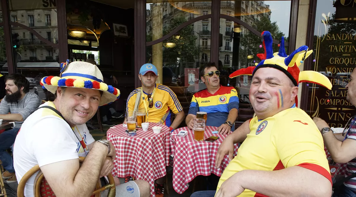 Euro 2016. România - Franța (vineri, ora 22.00). L-am găsit pe colegul de bancă al ”magicianului” Sânmărtean. ”Rossi” muncește în construcții: ”I-am pus pavaj în curte” / GALERIE FOTO
