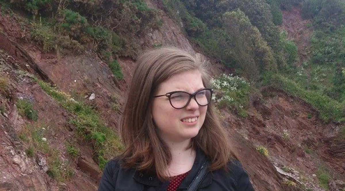 O româncă de 18 ani, dată dispărută în Marea Britanie. Unde a fost văzută ultima dată