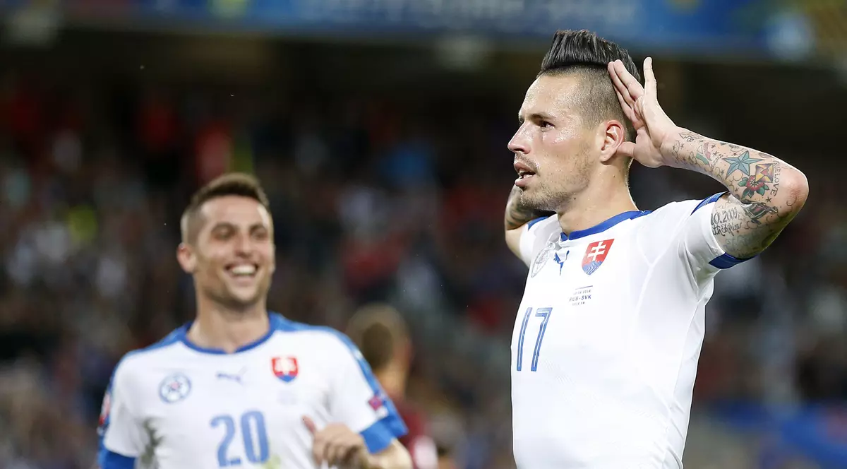 Grupa B: Rusia - Slovacia 1-2. Weiss a deschis scorul. Hamsik a marcat un gol superb. Rușii n-au reușit decât să facă finalul mai încins