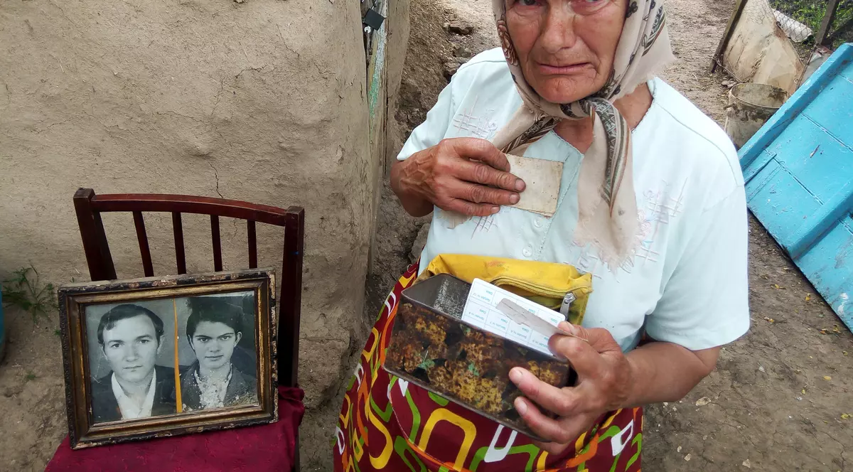 EXCLUSIV / Stă de 50 de ani ani fără curent electric din nesimţirea autorităţilor locale