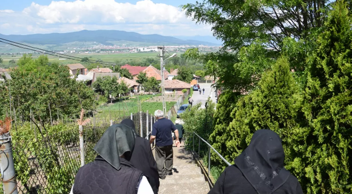 Limba, satul în care nu ai unde să tragi la măsea! În localitate nu există nici o cârciumă