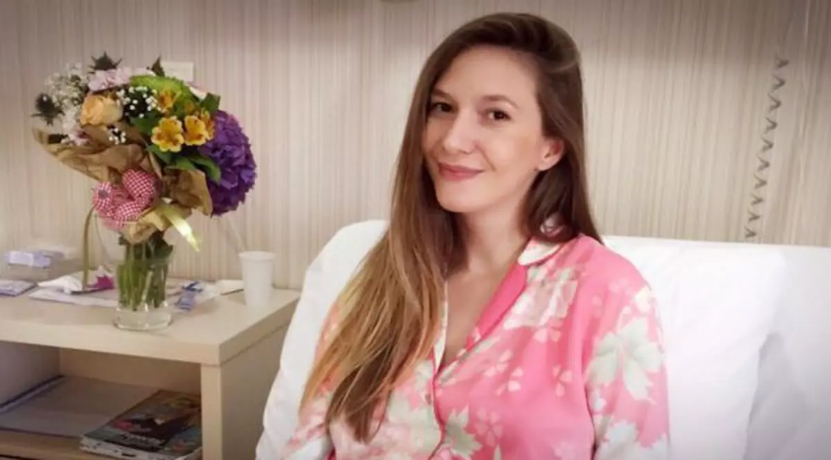 Cu ce se hrăneşte Adela Popescu după ce a născut