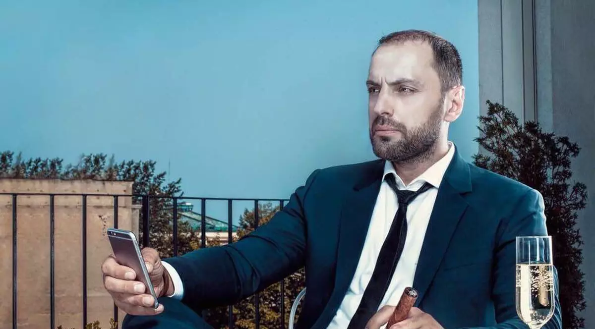 EXCLUSIV/ Fondatorul Paraziții, după ce a fost cercetat pentru trafic de influență. ”Din o sută de prieteni am mai păstrat doar cinci”