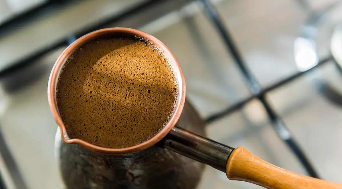 Secrete cu gust amar irezistibil: cum prepari cea mai bună cafea la ibric