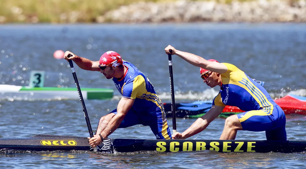 Iosif Chirilă și Victor Mihalachi, medaliați cu argint la Europenele de kaiac-canoe de la Moscova