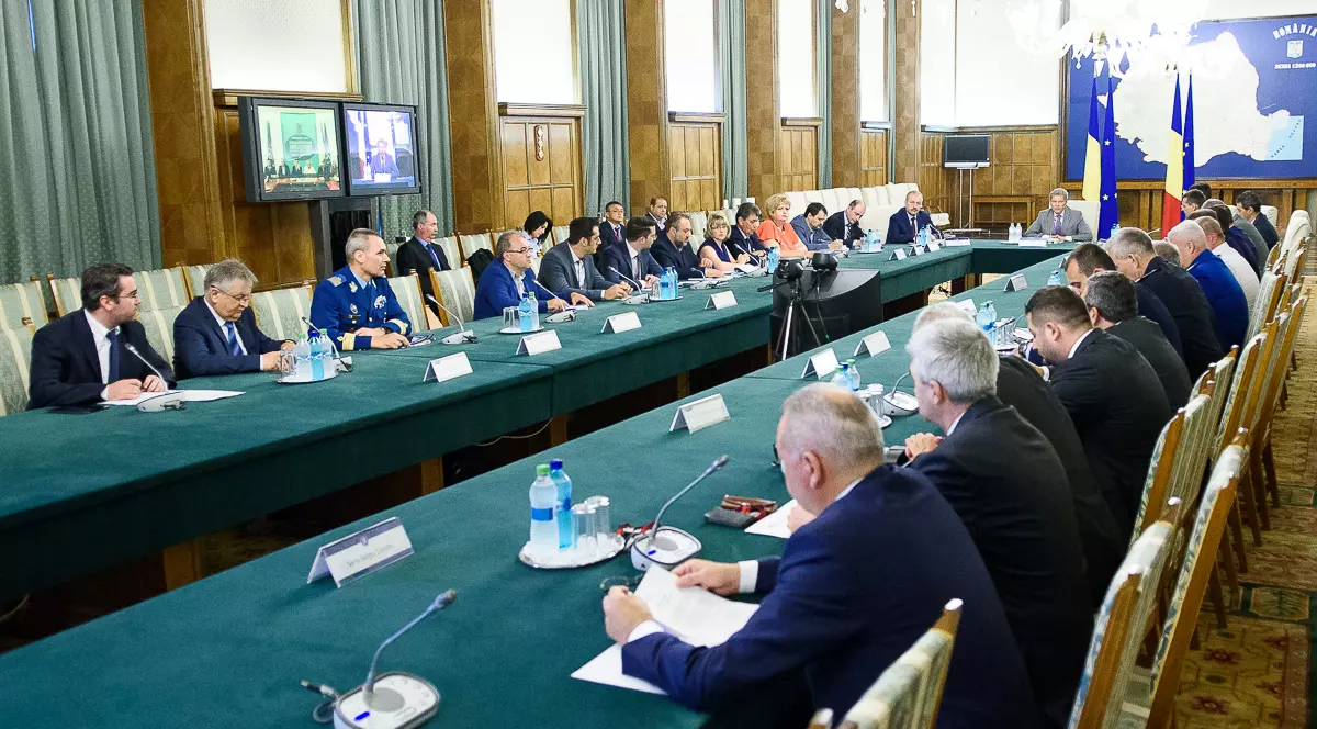 Cioloș îi ajută pe sinistrații inundațiilor!