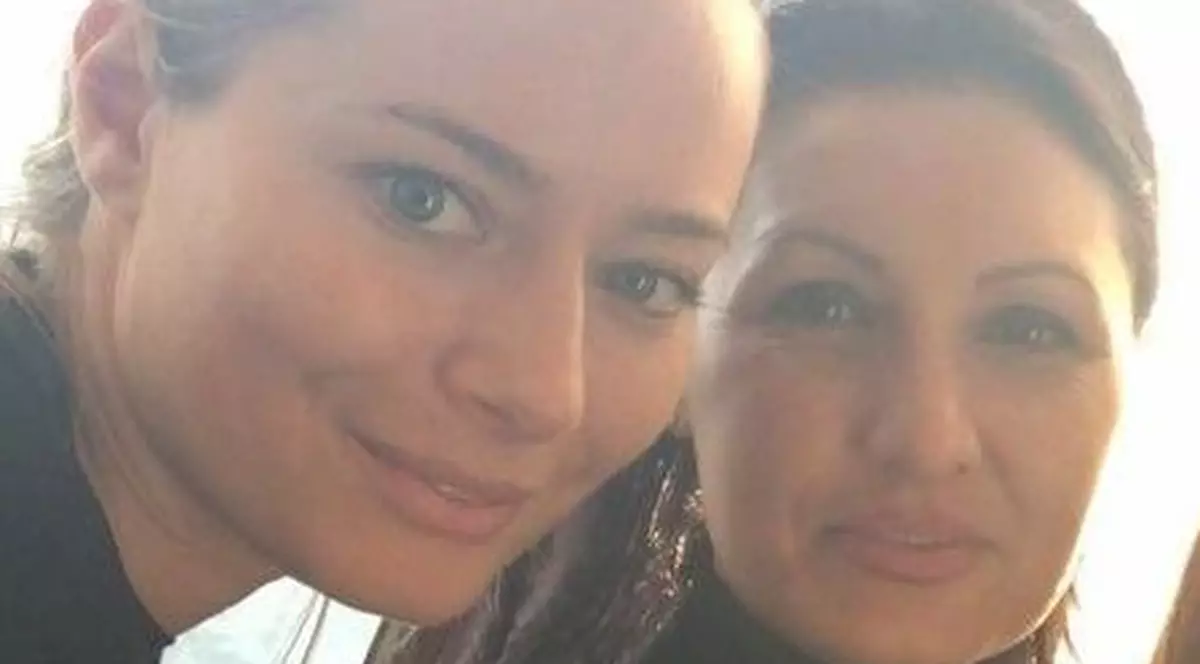 Ce a apărut pe pagina de Facebook a Laurei Cosoi, după ce vărul ei a murit în tragicul accident de autocar de la Braşov