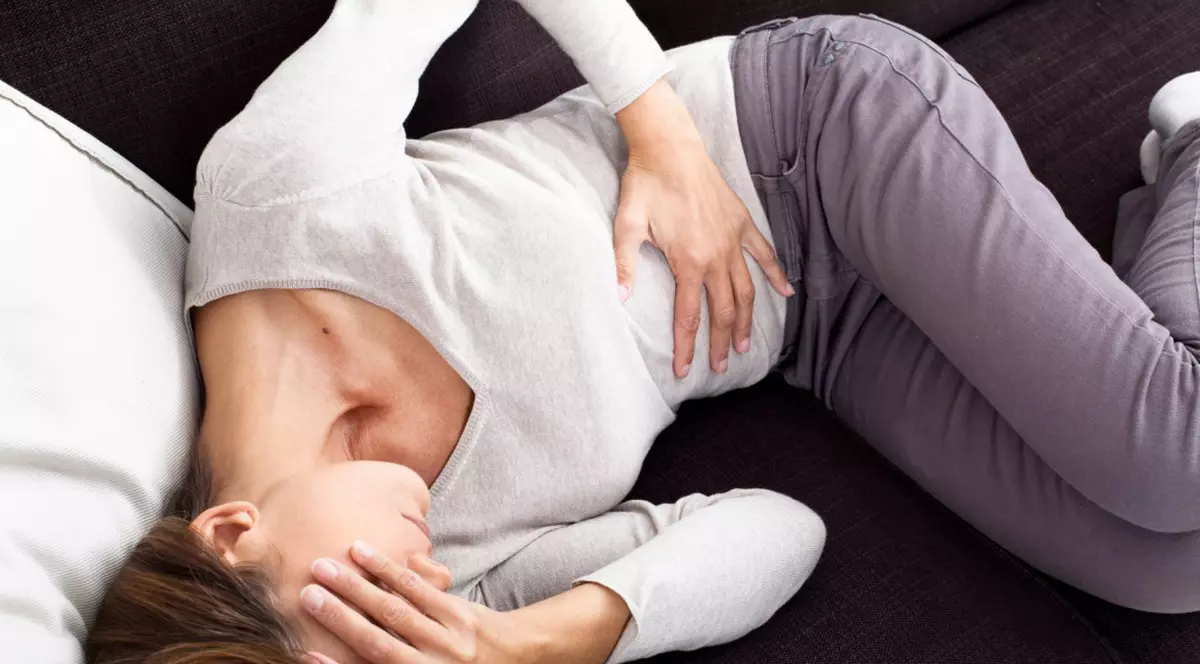 Ai dureri premenstruale? Uite niște remedii naturale care te scapă de ele imediat