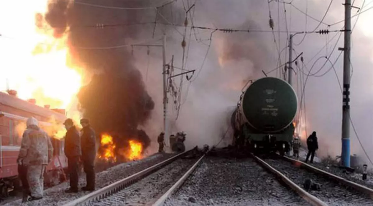 EXCLUSIV. La 1 octombrie se va declanșa cea mai puternică grevă din istoria CFR | Nu mai urcă în locomotivele care iau foc!