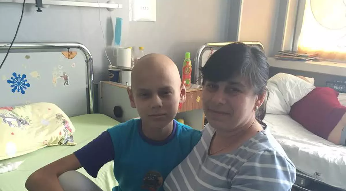 Poveștile copiilor ”cazați” în spital din cauza maladiilor cumplite care le-au măcinat trupurile firave.  Își va da examenele în spital!
