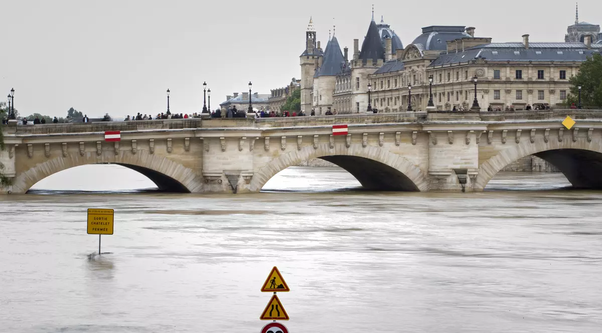 Bilanțul inundațiilor din Franța: Patru persoane au murit și 24 au fost rănite