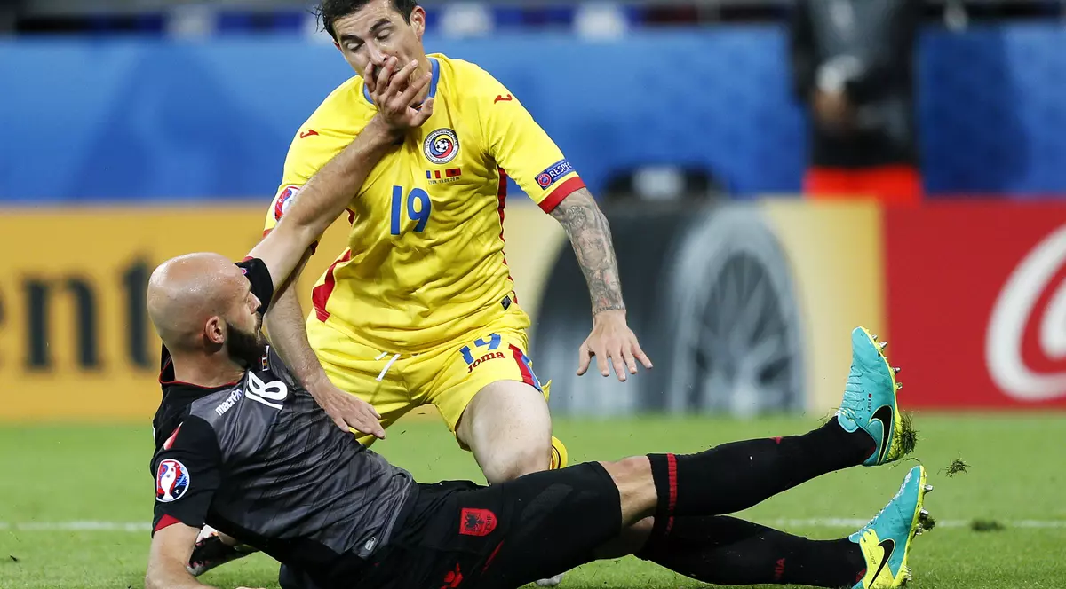 UPDATE. Bogdan Stancu, suspect de fisură la coastă, incert pentru Danemarca. Decizia finală, joi sau vineri