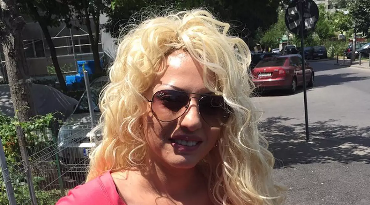 Pe Nicoleta Guță o știe toată lumea, dar pe sora ei, nu foarte mulți o cunosc. Fanii au rămas surprinși când le-au văzut pe cele două