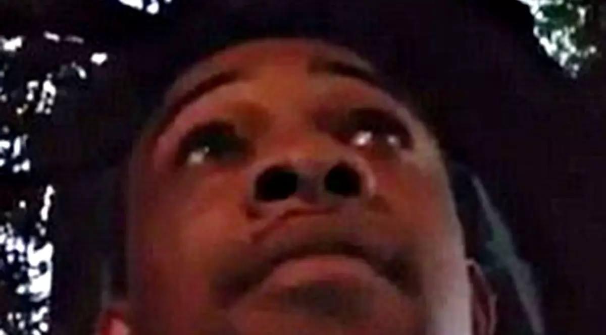 Un tânăr a fost împuşcat în timpul unei transmisiuni live pe Facebook | VIDEO