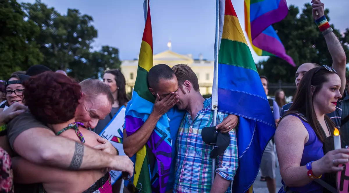 Partenerii de viață ai victimelor din clubul Pulse nu au voie să doneze sânge! Motivul este uluitor