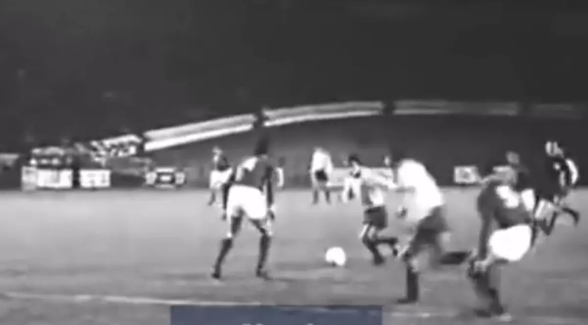 Euro 2016. România - Franța, meciul de deschidere. Așa a fost când i-am bătut ultima oară la Paris | VIDEO