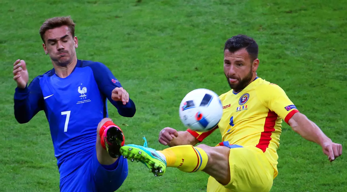 Echipa națională. Cine centrează de pe stânga? Raț n-a fost inclus nici în lot, la Rayo - Getafe. Andone, titular degeaba