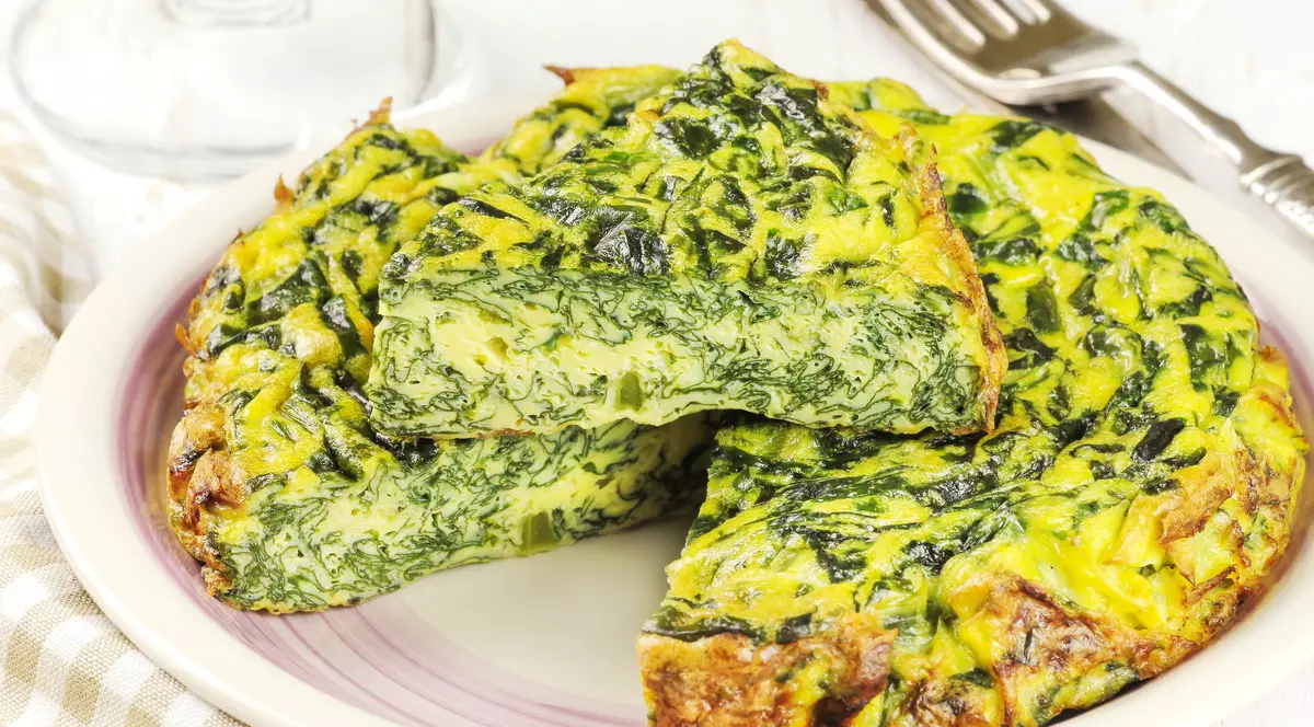 Libertatea te ajută să găteşti ieftin şi bun. Omletă cu spanac cu doar 8,50 lei