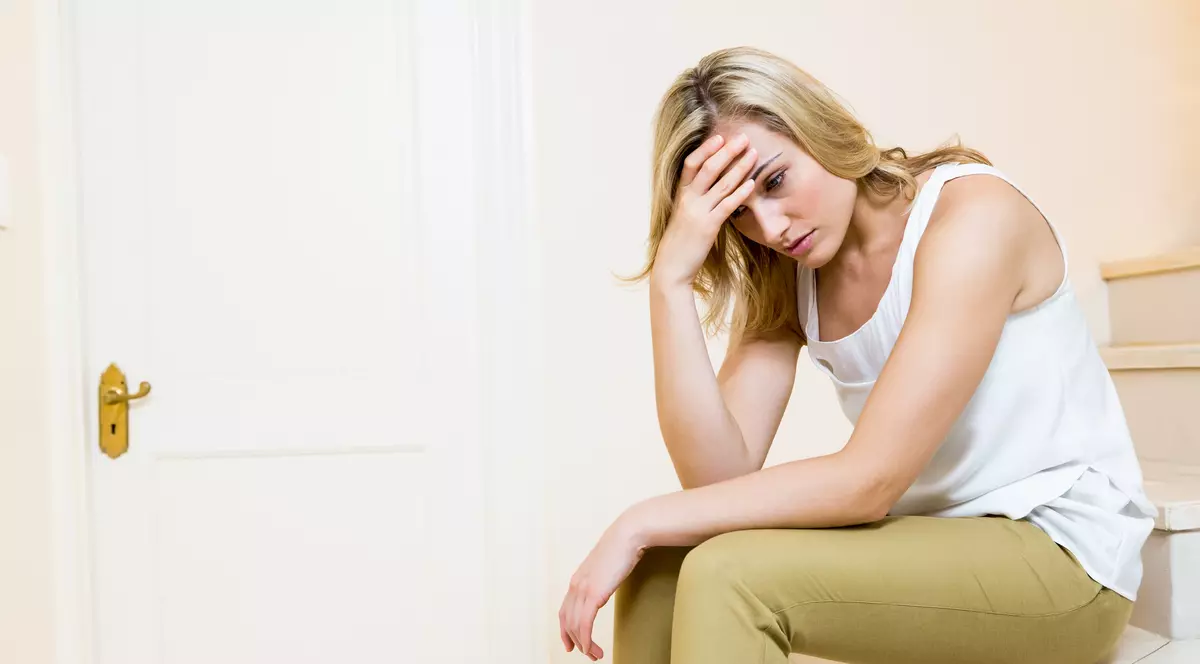 Adela vă sfătuiește în sex și iubire. ”Mi-a fost rușine să-l mai sun după ce a aflat că sunt damă de companie”