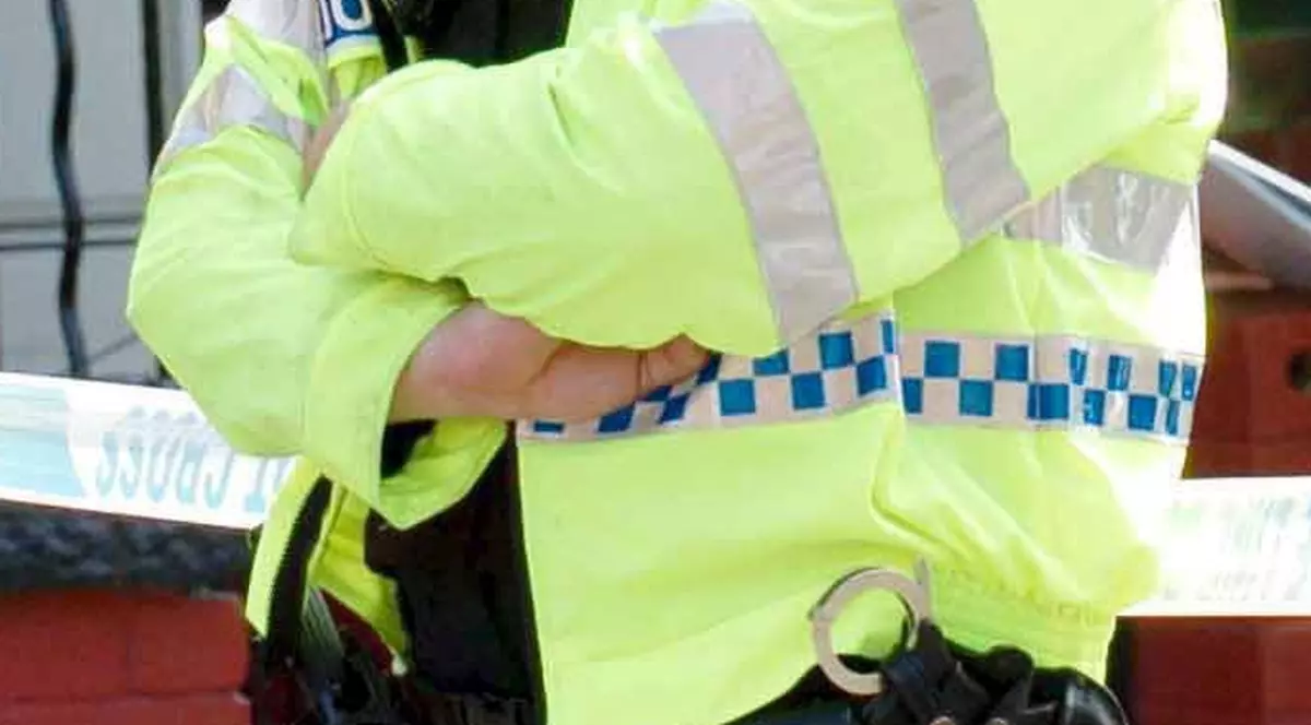 Un bărbat din Vaslui, bătut cu răngile și furcile de o întreagă familie. Doi frați și părinții acestora au fost reținuți pentru tentativă de omor