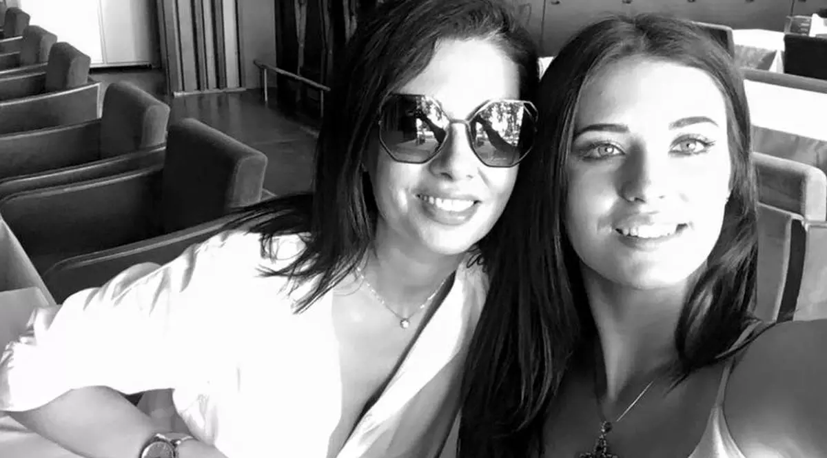 Mama Antoniei și-a serbat ziua de naștere. Ce surpriză i-a făcut artista