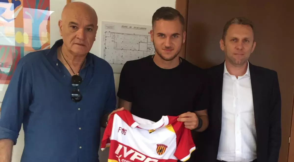 Internaţionalul de tineret George Puşcaş a fost împrumutat la Benevento
