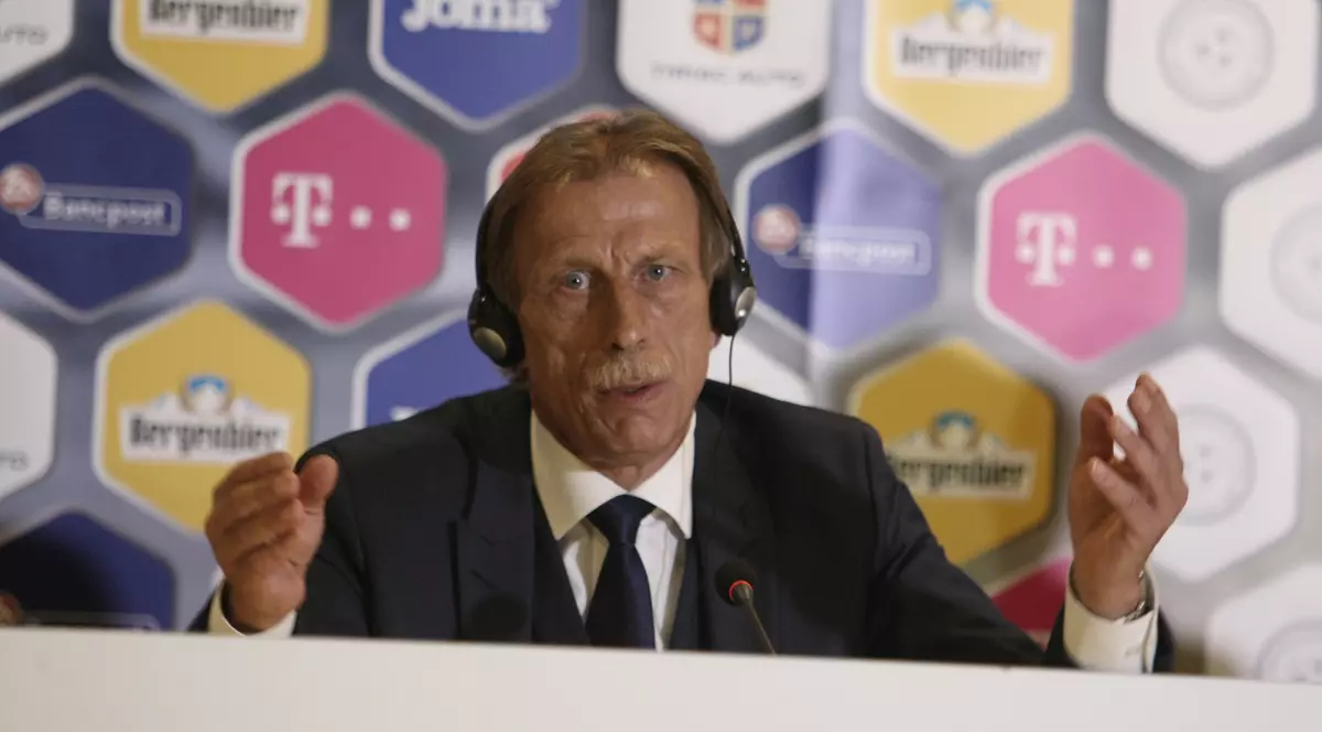 Christoph Daum, selecționerul României, despre fotbaliștii noștri: “Știu să te ia prin surprindere” | VIDEO
