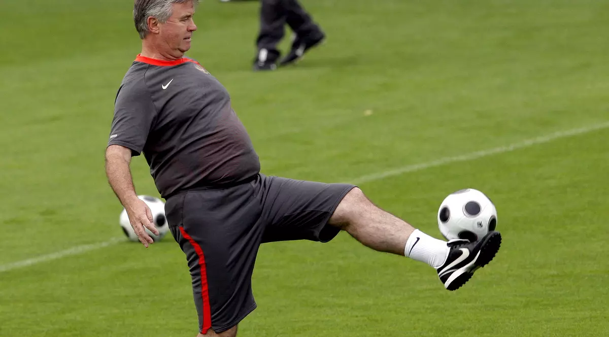 Duelurile lui Hiddink cu fotbalul românesc. Pițurcă l-a umilit, dar olandezul i-a administrat o corecție usturătoare lui Iordănescu | VIDEO
