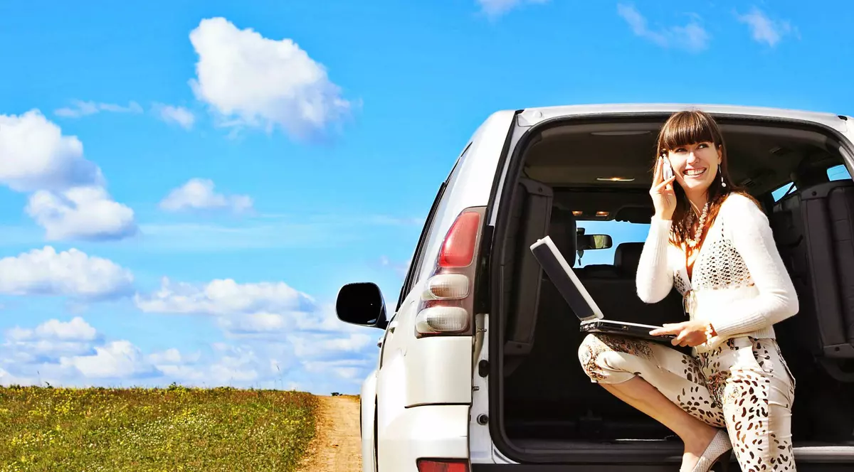Vrei să stai cât mai puţin timp la birou? Pe eJobs.ro, găseşti joburi care îţi permit să călătoreşti în interes de serviciu
