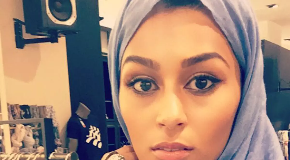 LOVITURĂ DE STAT ÎN TURCIA/ A plecat să-și pună silicoane și s-a trezit în război! Ce a trăit o vedetă de la noi zilele trecute la Istanbul